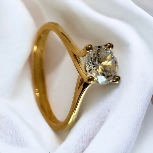 Anillo solitario